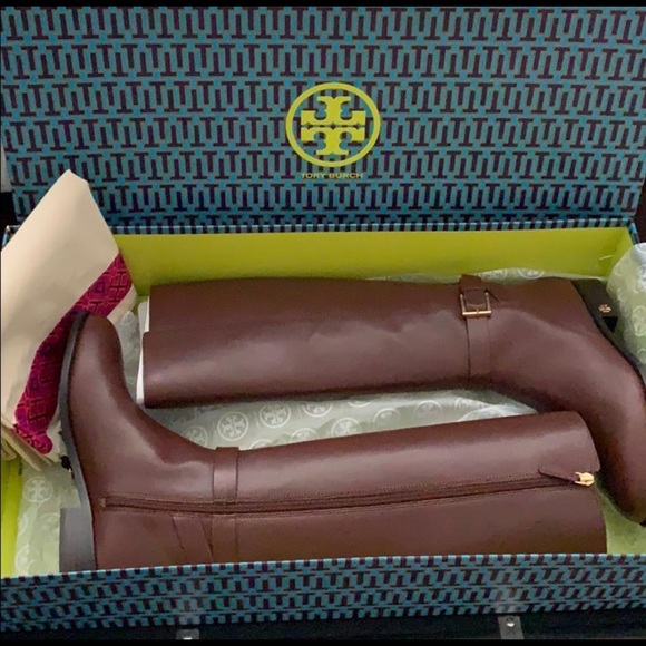 Tory Burch boots - Picture 1 of 2